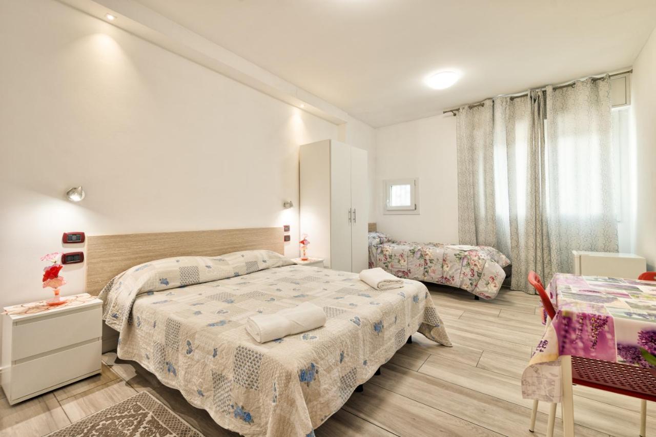 Venice Pink House Hotel Marghera Exterior foto