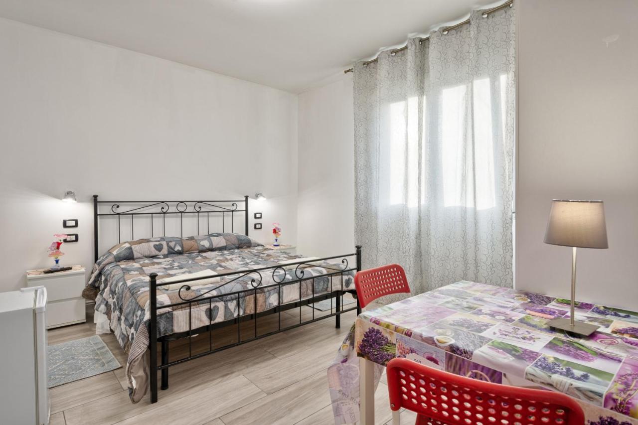 Venice Pink House Hotel Marghera Exterior foto